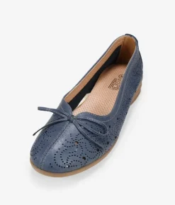 Bosanova Chaussures En Cuir | Ballerines Et Mary Janes | Ballerines bleues en cuir découpé au laser