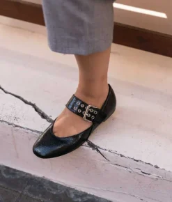 Bosanova Ballerines Et Mary Janes | Ballerines plates noires avec bride et boucle