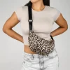 Bosanova Sacs À Bandoulière | Petits Sacs | Mini sac léopard arrondi avec fermeture éclair