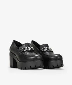 Bosanova Chaussures Et Mocassins | Mocassins en cuir noir avec chaîne