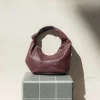 Bosanova Sacs Porté Épaule | Petits Sacs | Sac bandoulière tressé bordeaux avec noeud