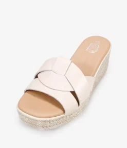 Bosanova Sandales Compensées | Chaussures En Cuir | Sandales à bride arrière en cuir beige avec semelle compensée en sparte