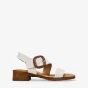 Bosanova Sandales À Talons | Chaussures En Cuir | Sandales à talons en cuir beige avec boucle en bois