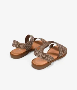 Bosanova Sandales Plates | Chaussures En Cuir | Sandales en cuir beige à fleurs gravées