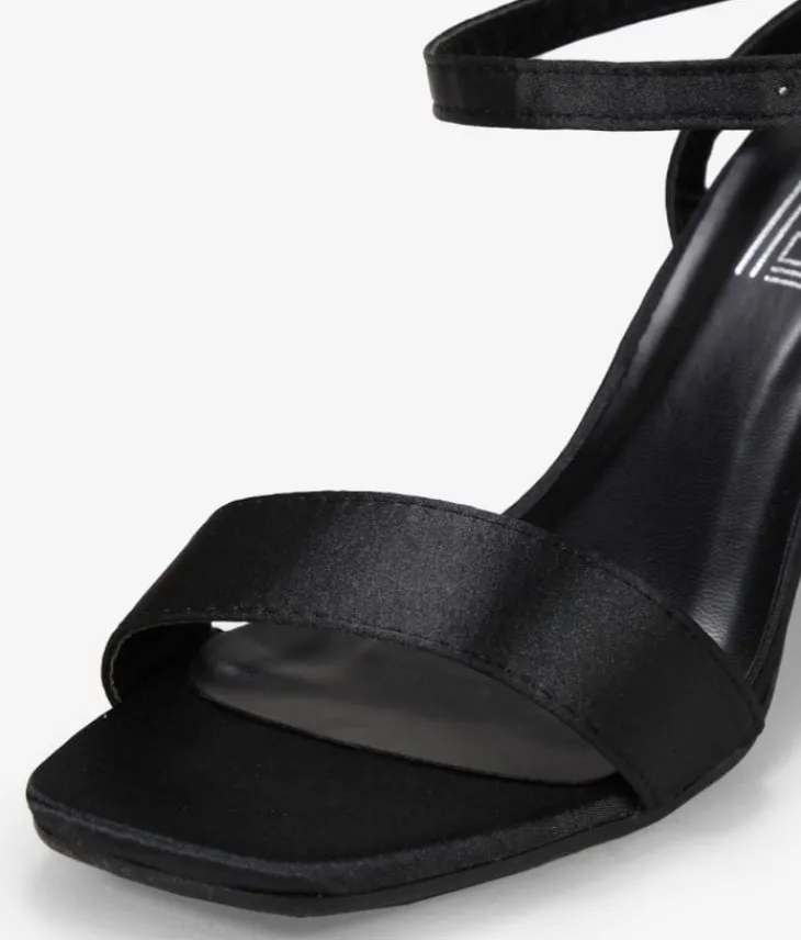 Bosanova Sandales À Talons | Chaussures De Fête | Sandales en satin noir