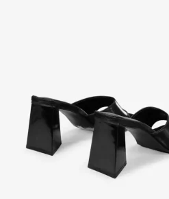 Bosanova Sandales À Talons | Chaussures De Fête | Sandales noires à talon triangulaire